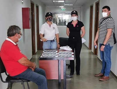 Detenido por hacerse pasar por miembro del EPP y exigir dinero