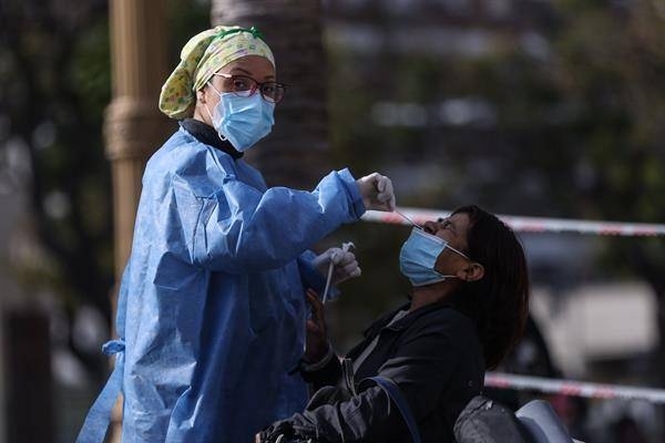 Diario HOY | Argentina retoma las restricciones por la pandemia durante el fin de semana