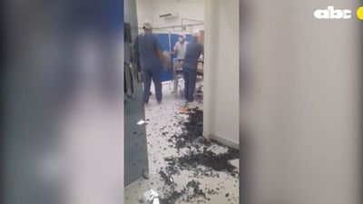 Solicitan mayor protección en el Hospital de Villa Elisa, tras incidente violento con familiar de paciente fallecido - Nacionales - ABC Color