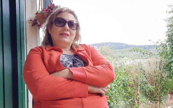 Quiso inscribirse para vacunarse y halló que figuraba como fallecida