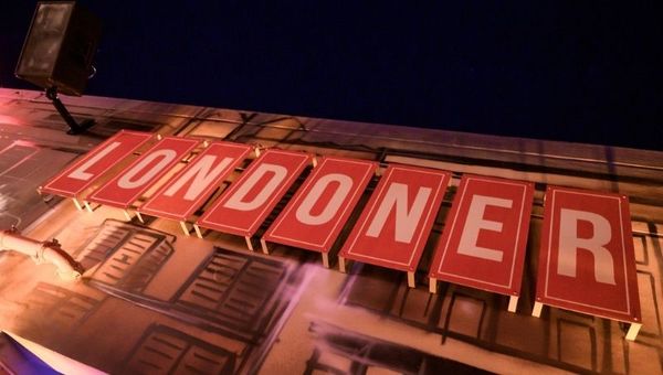 Londoner: un local inspirado en los londinenses que fusiona el concepto de rooftop con foodpark