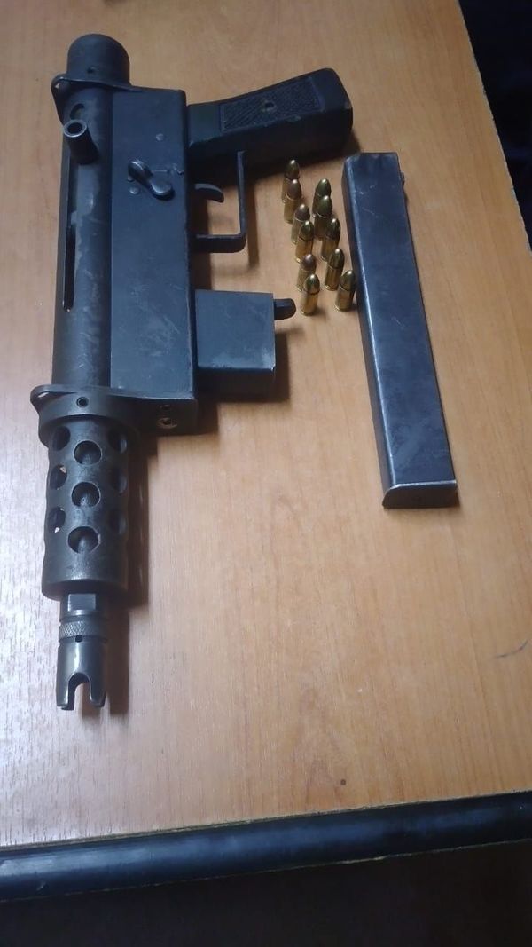 Detienen en Limpio a un hombre que asaltó con ametralladora - Nacionales - ABC Color