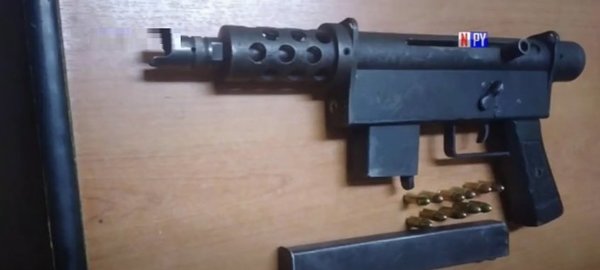Detienen a supuesto asaltante con ametralladora en su poder | Noticias Paraguay