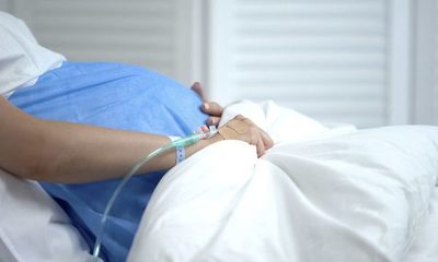 Piden a embarazadas no tener miedo y vacunarse contra el COVID-19