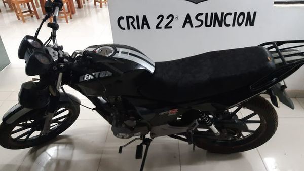 Tenía arresto domiciliario y salió para robar una moto “para pagar a su abogado” - Nacionales - ABC Color