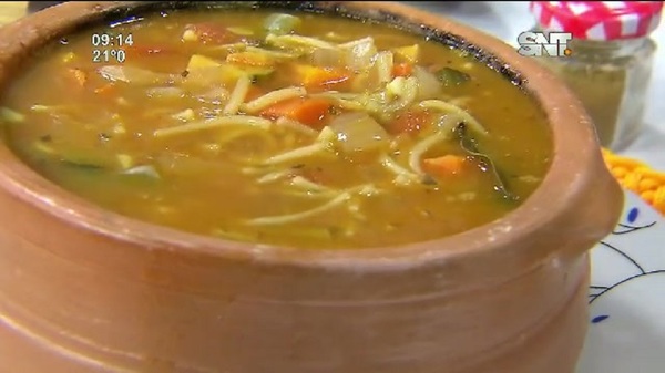 Cocina LMCD: Sopa de vegetales con fideos - SNT