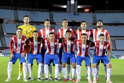 Berizzo perfila un equipo defensivo para medir a Neymar y compañía | Noticias Paraguay