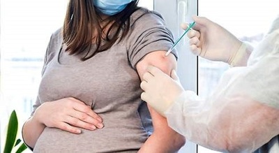 El miércoles arranca la vacunación para embarazadas y anuncian inscripción de personas con comorbilidades