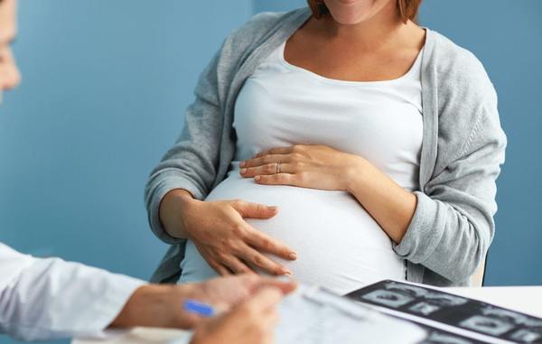 Salud iniciará este miércoles vacunación a embarazadas