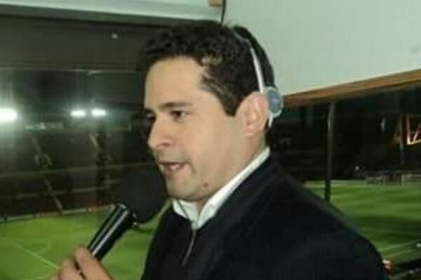 El Covid-19 apagó la voz del relator deportivo Israel Pérez - Noticiero Paraguay