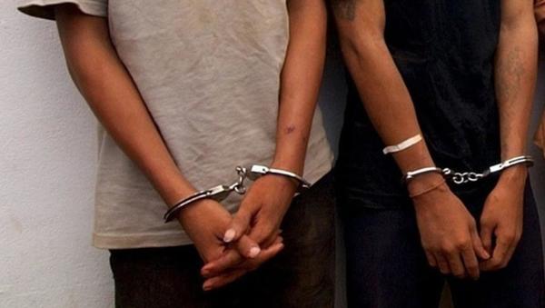 Aprehenden a dos hombres e incautan supuesta marihuana – Prensa 5