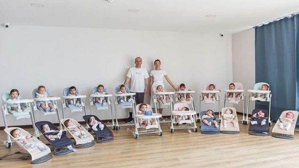 ¡Wuao! Una pareja rusa tiene 20 hijos en poco más de un año mediante vientres de alquiler
