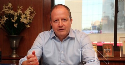 La Nación / Mano a mano LN con Carlos Fernández V: “Hay que aprender a convivir con las fluctuaciones del tipo de cambio del dólar”