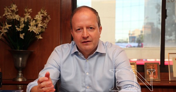 La Nación / Mano a mano LN con Carlos Fernández V: “Hay que aprender a convivir con las fluctuaciones del tipo de cambio del dólar”