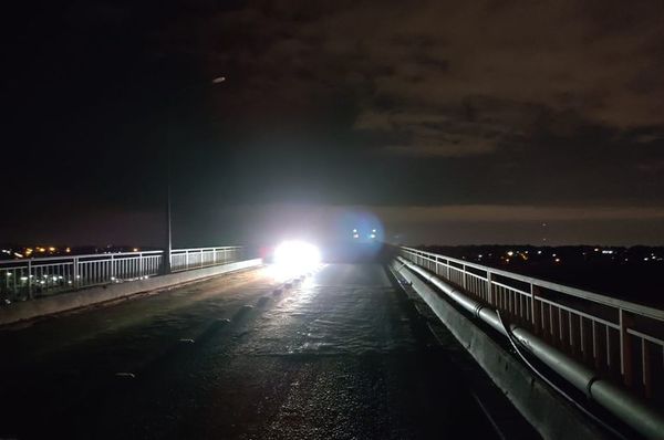 Oscuridad total en el puente Remanso - Nacionales - ABC Color