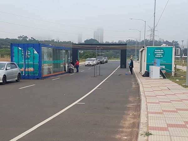 Otro día con escasa concurrencia en el “autovac” de la Costanera de Asunción - Nacionales - ABC Color