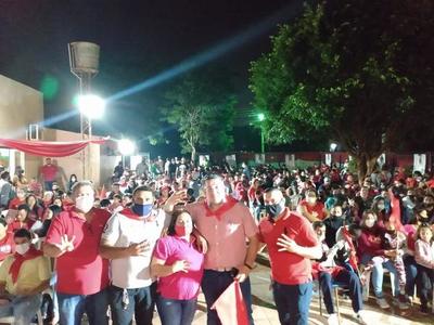 Gran concurrencia en acto de Julio Paredes en la zona de seccional 15 - La Clave
