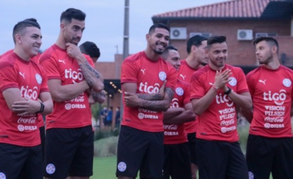 Con esquema defensivo, Paraguay recibe al imparable Brasil