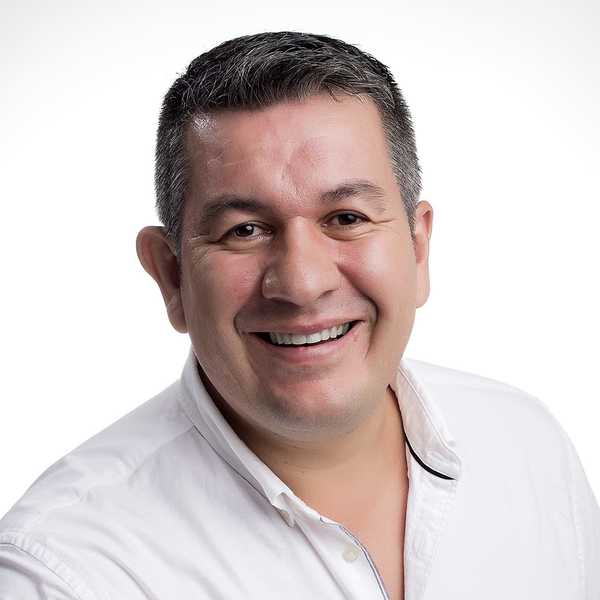 Candidato propone volver a los valores fundamentales