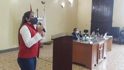 Fuera del tarro: concejales interpelan a Directora Departamental de Educación | Radio Regional 660 AM