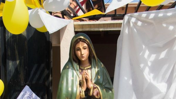 Paraguayas rescataron imagen de la Virgen de Guadalupe