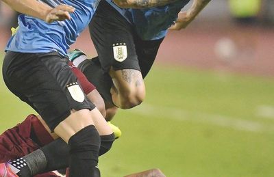 El VAR salvó esta vez a Uruguay - Fútbol - ABC Color