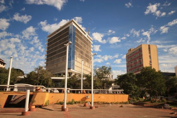 BM confirma a Paraguay como el país con menor caída económica en la región en 2020 y eleva a 3,5% la proyección 2021 - MarketData