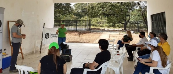 Capacitan a referentes comunitarios en cuidado del ambiente
