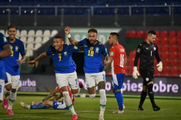 Paraguay no puede ante Brasil y cede su invicto