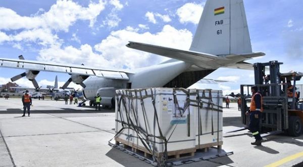 Bolivia espera la llegada de un millón de vacunas chinas