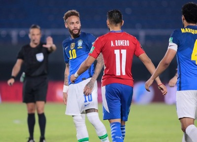 Paraguay cae ante Brasil y queda fuera de los puestos de clasificación directa y repechaje