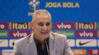 Tite niega salida y jugadores critican a la Conmebol