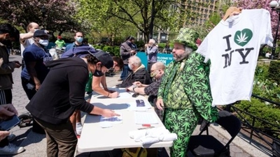 EE.UU: Regalan porros de marihuana a las personas que se vacunen contra el covid-19 en el estado de Washington