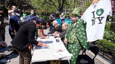 El estado de Washington instaló vacunatorios en locales de venta de marihuana: regalan cigarrillos a quienes reciban su dosis – Prensa 5