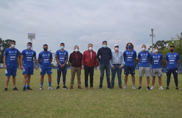 Sol de América presenta a ocho refuerzos - Sol de América - ABC Color