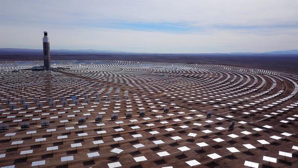 ¡La primera en América Latina! Chile estrena planta de energía termosolar