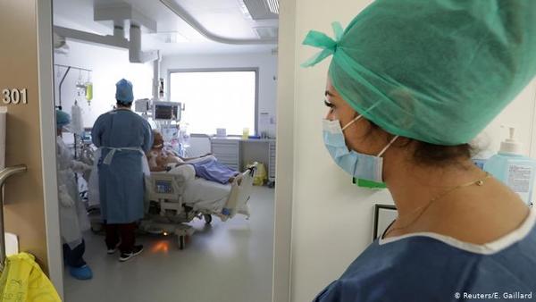 Dictamen favorable de Comisión en Diputados para disminuir carga horaria y equiparar salarios de médicos - ADN Digital