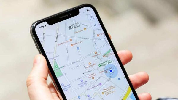 Llueven pedidos de GPS para celus: "usan para controlar a la pareja"