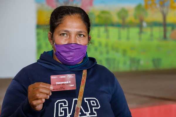 Caaguazú: Familias de Tekoporã serán bancarizadas esta semana con la entrega de tarjetas de débito del BNF