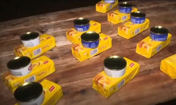 Con la misma solidaridad, pero con menos recursos: Cenas solidarias se limitan picadillo con galletita o leche con cereal - Nacionales - ABC Color