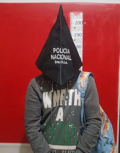 Detienen en la Terminal a un hombre buscado por robo agravado en Cnel. Oviedo - Nacionales - ABC Color
