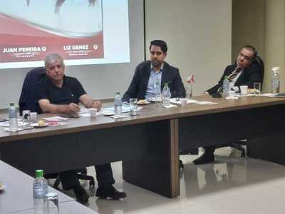 Juancito presentó proyectos muy bien recibidos por la Cámara de Comercio - La Clave