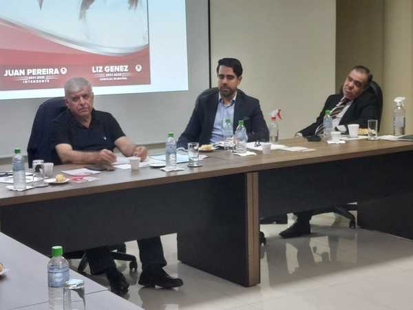 Juancito presentó proyectos muy bien recibidos por la Cámara de Comercio - La Clave