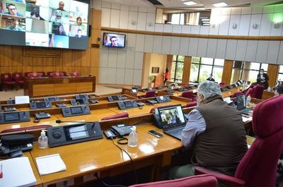 Senado quiere frenar exclusión de adultos mayores en lista de beneficiarios - Nacionales - ABC Color