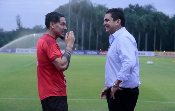 Gustavo Gómez aparece en el radar del campeón de Europa