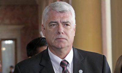 Wiens pone su cargo a disposición tras caída de puente en San Pedro