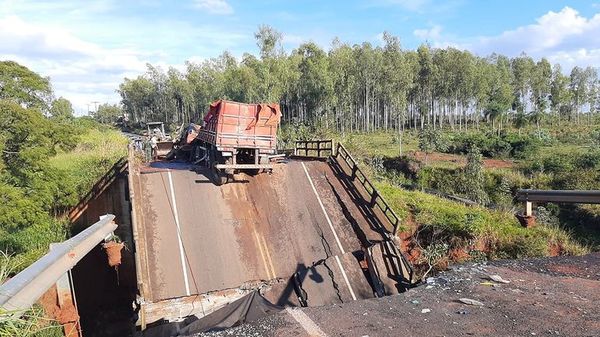 Reemplazan al jefe de Puentes del MOPC tras derrumbe fatal en Tacuatí - Nacionales - ABC Color