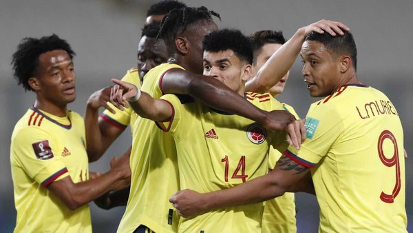 Colombia se encomienda a otras figuras y estará sin James también en la Copa América