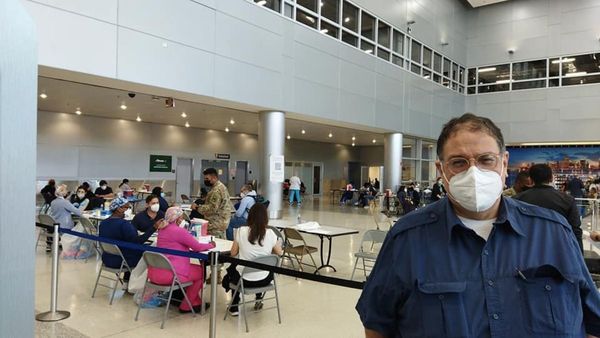 Benjamín Fernández viajó a EEUU: "Casi 600 pasajeros paraguayos viniendo a vacunarse"