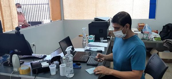 Pastoral Social habilita oficina de asistencia las 24 horas a familiares de pacientes con covid - ABC en el Este - ABC Color